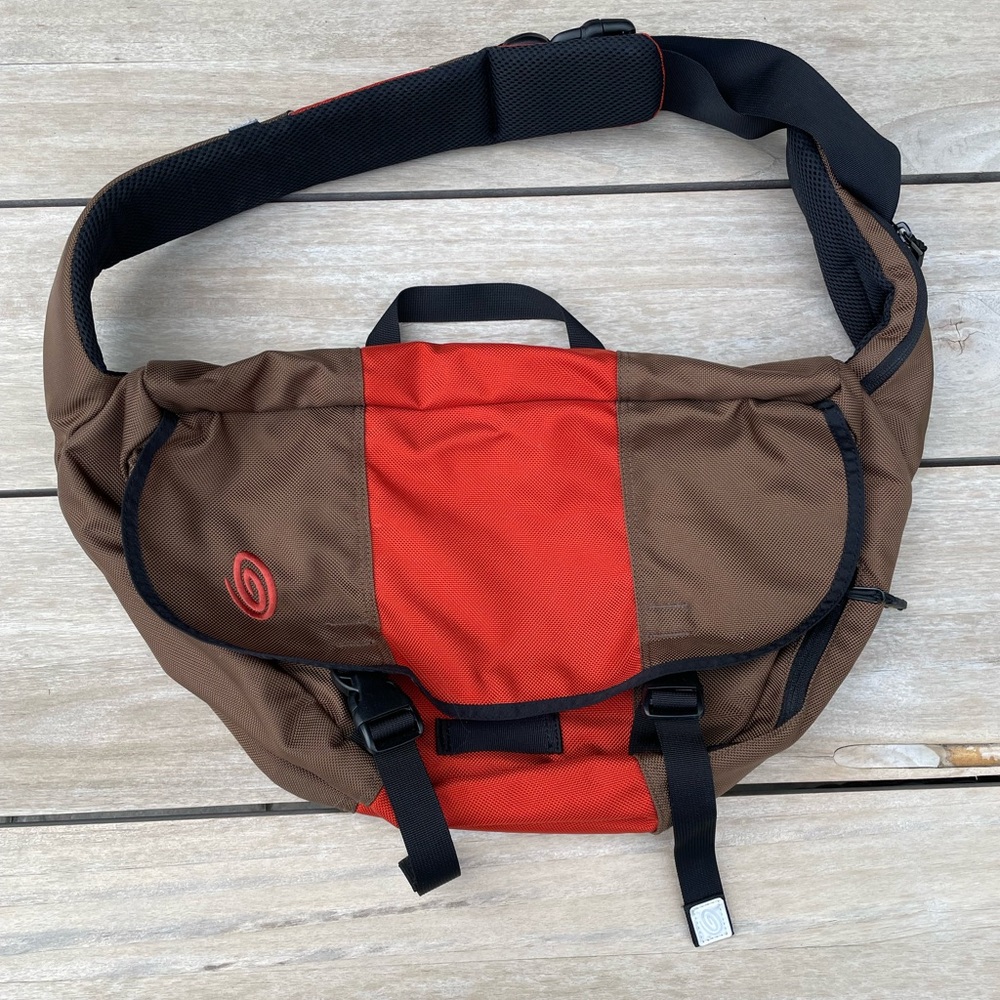 Timbuktu cross-body messenger bag in brown and orange
